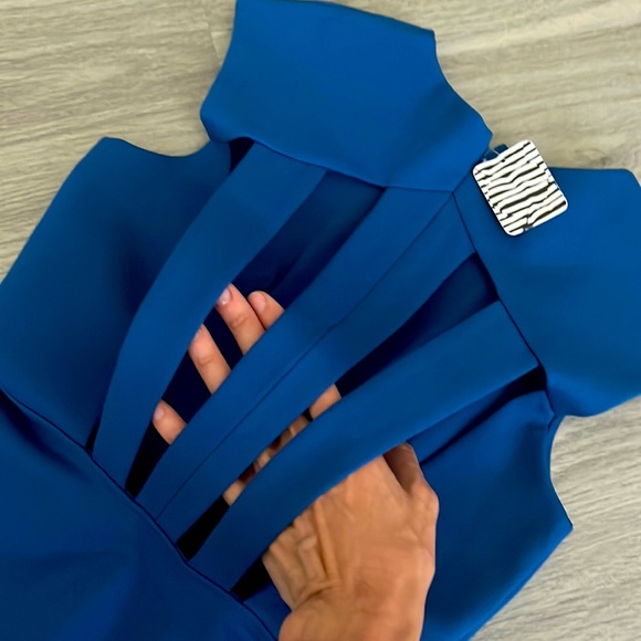 NWT SILENCE + NOISE Cut Out Back A-Line Dress - Picture 4 of 4